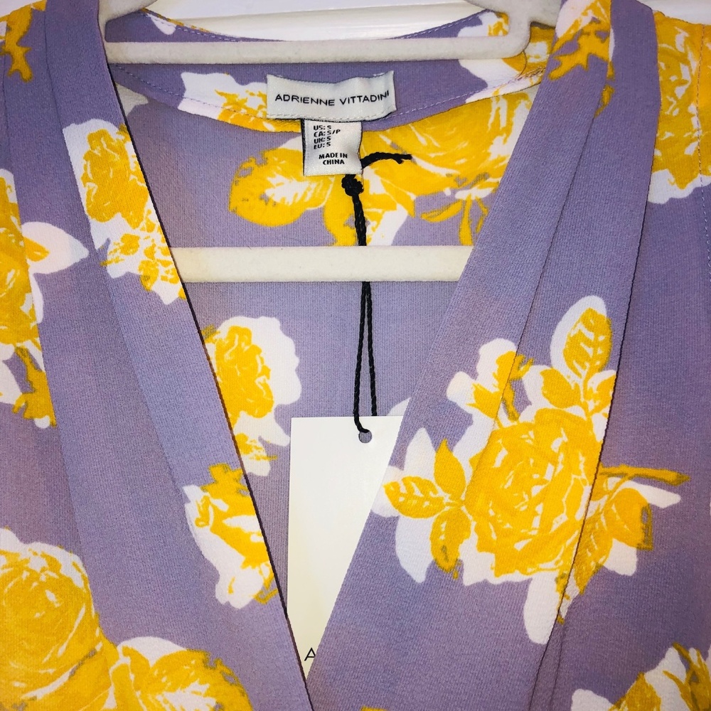 Adrienne Vittadini Floral Sleeveless Blouse - Picture 2 of 5